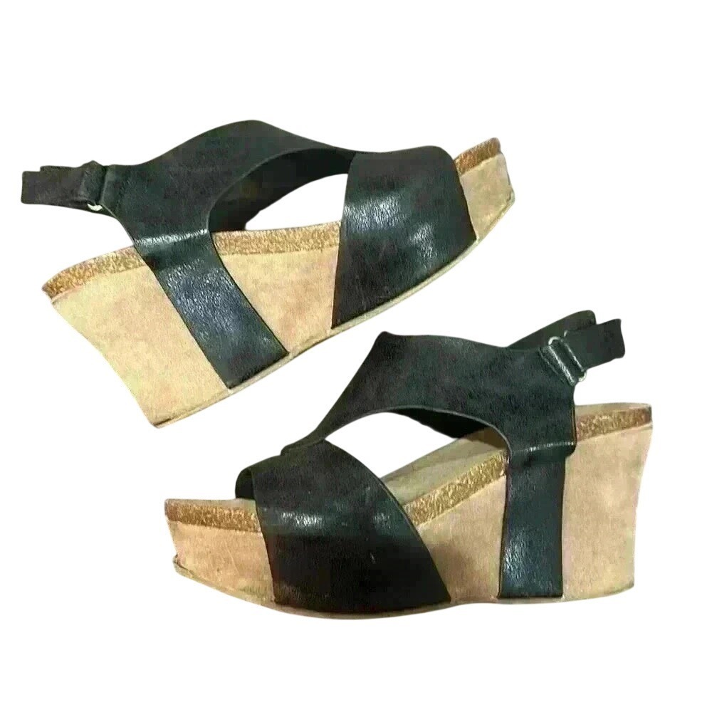 Black and brown wedge